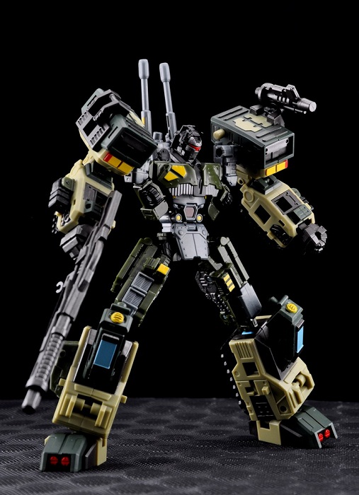 Power Core Combiner Bombshock with Maketoys Missile Launcher Jungle Type